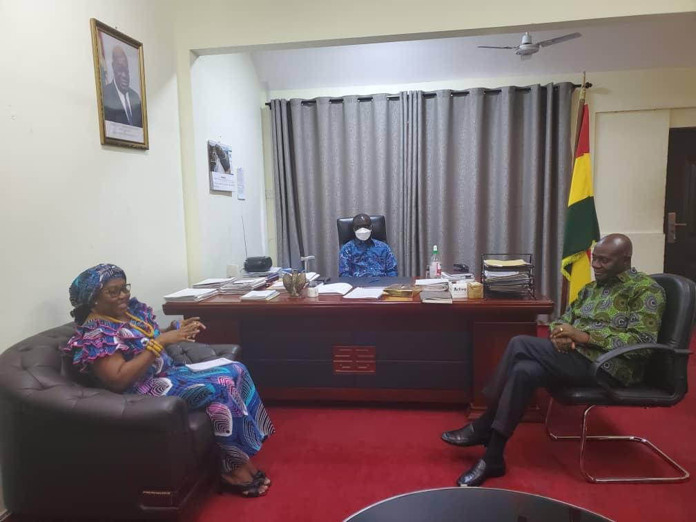 Read more about the article CARETAKER MINISTER PAYS COURTESY VISIT TO THE OUTGOING MINISTER FOR CHIEFTAINCY AND RELIGIOUS AFFAIRS